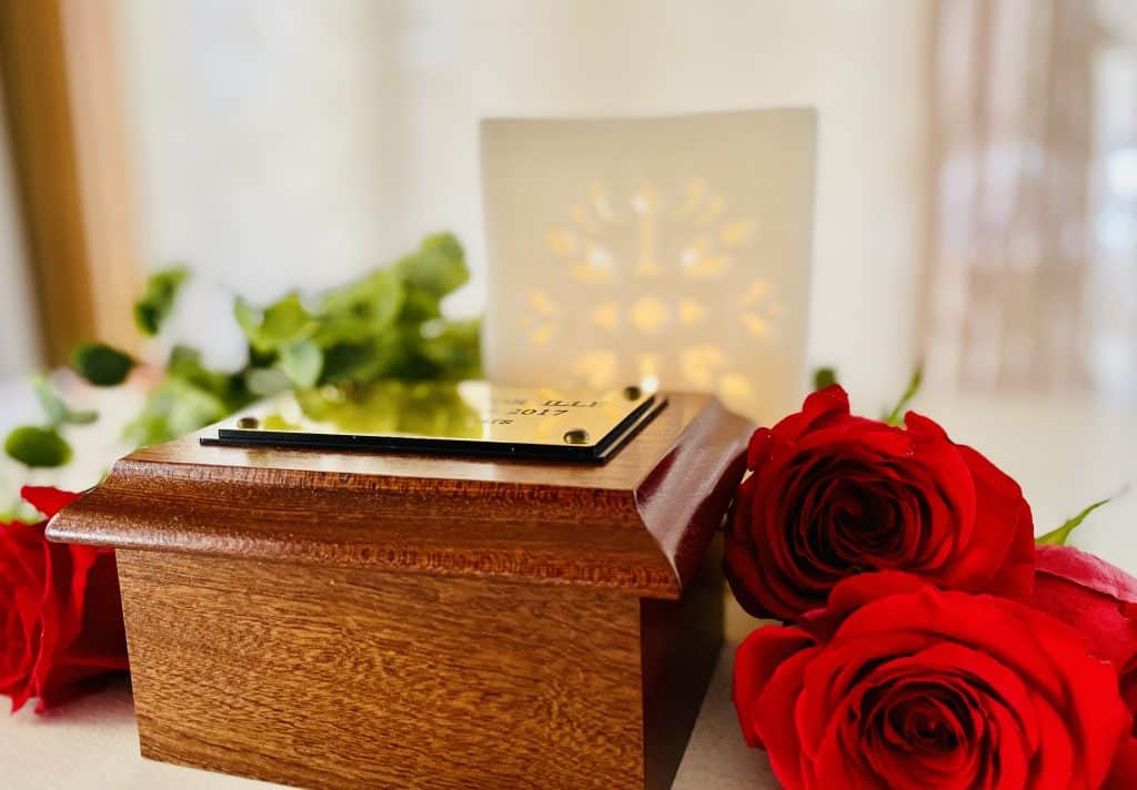 Cremation service options in Connecticut