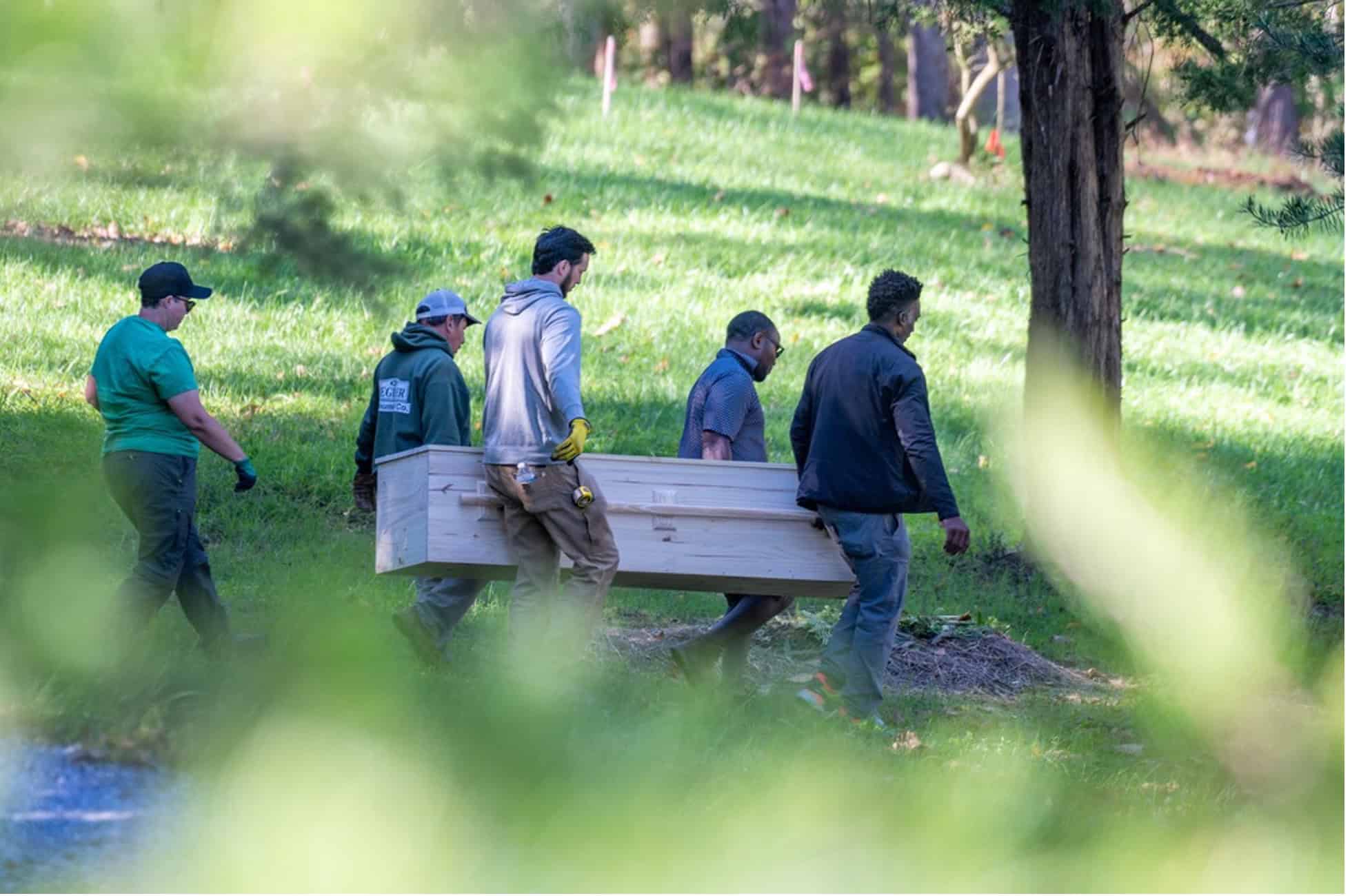 Family-led funeral services - legal in all U.S. states